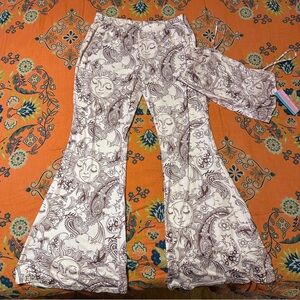 SHEIN XL Flare pants and crop top matching set sun and moon, hippie, bohemian